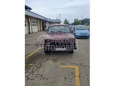 Lada Niva, 2.800 €, 2004. Džip/SUV, Benzin + Gas (TNG) | 1690 cm3, 141.601 km, 59kW (80 KS), Manuelni 5 brzina, 2/3 vrata, 4 sedišta, Komanice