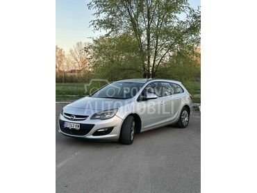 Opel Astra J (može zamena), 5.000 €, 2015. Karavan, Dizel | 1598 cm3, 260.000 km, 81kW (110 KS), Manuelni 6 brzina, 4/5 vrata, 5 sedišta, Subotica