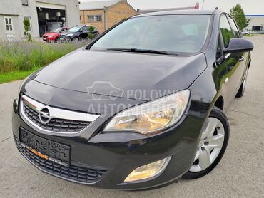 Opel Astra J 1,4i 2011g /L E P A/ (može zamena), 4.599 €, 2011. Hečbek, Benzin | 1398 cm3, 163.000 km, 64kW (87 KS), Manuelni 5 brzina, 4/5 vrata, 5 sedišta, Vrbas