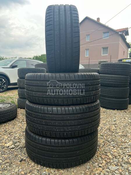Michelin 235/45 R19 Letnja
