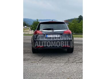Opel Insignia (može zamena), Po dogovoru, 2010. Karavan, Dizel | 1956 cm3, 300.000 km, 96kW (131 KS), Manuelni 6 brzina, 4/5 vrata, 5 sedišta, Požega