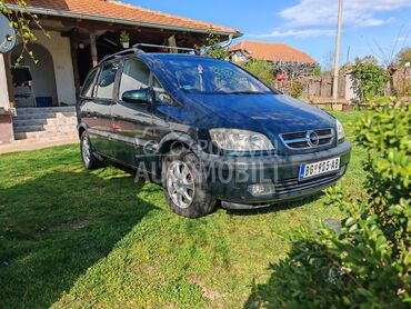 Opel Zafira, 1.000 €, 2004. Monovolumen (MiniVan), Dizel | 1995 cm3, 250.000 km, 74kW (101 KS), Manuelni 5 brzina, 4/5 vrata, 7 sedišta, Mladenovac