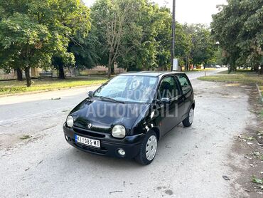 Renault Twingo 1.2 (može zamena), 1.000 €, 2001. Hečbek, Benzin | 1149 cm3, 253.980 km, 43kW (58 KS), Manuelni 5 brzina, 2/3 vrata, 4 sedišta, Zrenjanin