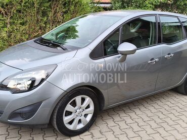 Opel Meriva 1.4 COSMO, 3.690 €, 2010. Monovolumen (MiniVan), Benzin | 1364 cm3, 153.000 km, 88kW (120 KS), Manuelni 5 brzina, 4/5 vrata, 5 sedišta, Novi Sad