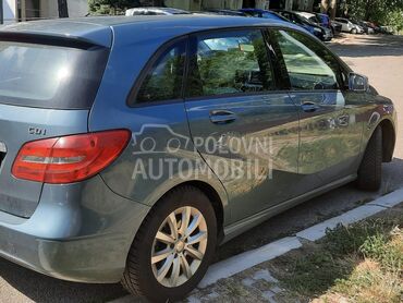 Mercedes Benz B 180 servicce (može zamena), 7.200 €, 2013. Monovolumen (MiniVan), Dizel | 1796 cm3, 303.000 km, 80kW (109 KS), Manuelni 6 brzina, 4/5 vrata, 5 sedišta, Beograd