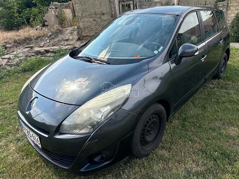 Renault Scenic 2010 1.9dci - kompletan auto u delovima