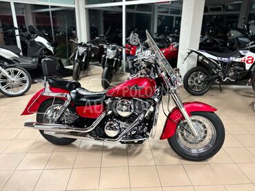 Kawasaki VN 1500 Classic, 5.390 €, 1999. , 1500 cm3, 26.000 km, 36kW (49 KS), Chopper / Cruiser, Knić