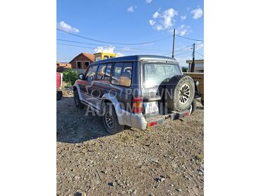 Mitsubishi Pajero 2.5, 3.000 €, 1992. Džip/SUV, Dizel | 2500 cm3, 111.111 km, 73kW (99 KS), Manuelni 5 brzina, 4/5 vrata, 7 sedišta, Vranje