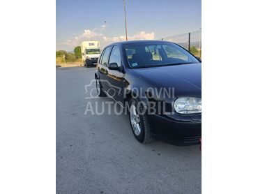 Volkswagen Golf 4 1.9 (može zamena), 2.700 €, 2003. Hečbek, Dizel | 1896 cm3, 285.000 km, 74kW (101 KS), Manuelni 5 brzina, 4/5 vrata, 5 sedišta, Vranje