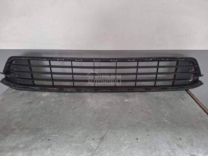 Rešetka prednjeg branika za Volkswagen Golf Sportsvan od 2014. do 2016. god. - 510 853 677