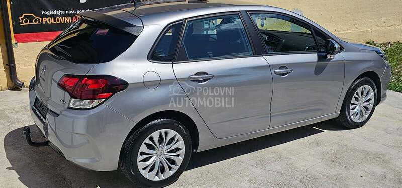 Citroen C4 2016 photo 3