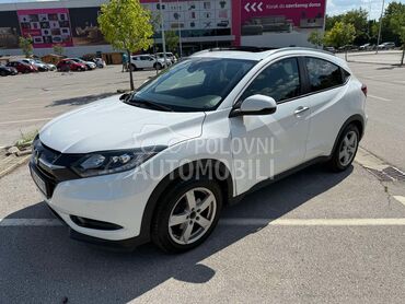 Honda HR-V EXECUTIVE 1.5, 14.400 €, 2017. Džip/SUV, Benzin | 1498 cm3, 122.500 km, 96kW (131 KS), Automatski / poluautomatski, 4/5 vrata, 5 sedišta, Novi Sad