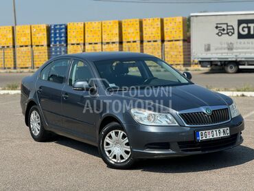 Škoda Octavia 1.2tsi dugo.reg (može zamena), 4.600 €, 2011. Limuzina, Benzin | 1197 cm3, 228.244 km, 77kW (105 KS), Manuelni 6 brzina, 4/5 vrata, 5 sedišta, Obrenovac