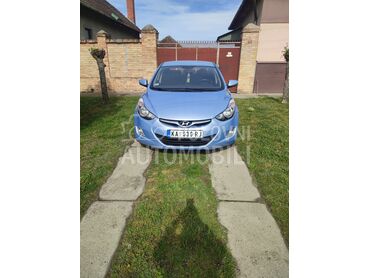 Hyundai Elantra 1.6 Gdi (može zamena), 7.999 €, 2013. Limuzina, Benzin | 1591 cm3, 134.000 km, 97kW (132 KS), Manuelni 6 brzina, 4/5 vrata, 5 sedišta, Horgoš