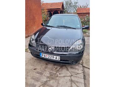 Renault Clio, 1.400 €, 2001. Hečbek, Benzin | 1149 cm3, 293.000 km, 43kW (58 KS), Manuelni 5 brzina, 2/3 vrata, 5 sedišta, Opovo