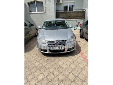 Volkswagen Jetta, 3.400 €, 2008. Limuzina, Dizel | 1900 cm3, 260.000 km, 110kW (150 KS), Manuelni 5 brzina, 4/5 vrata, 5 sedišta, Subotica