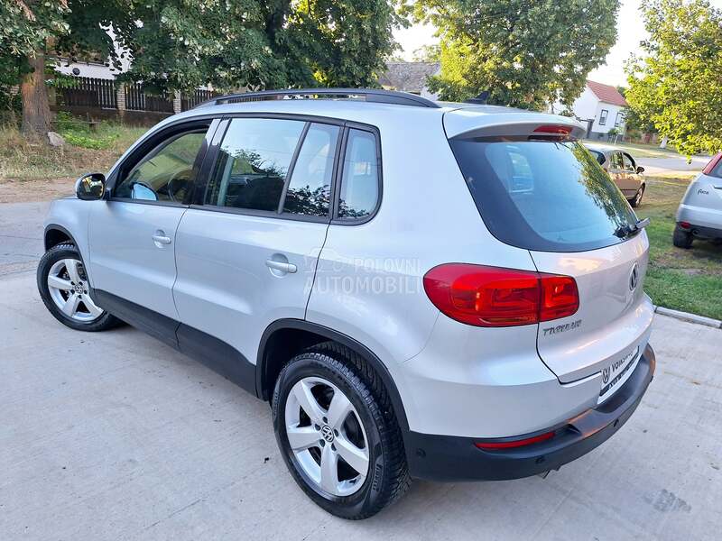 Volkswagen Tiguan 2012 photo 4