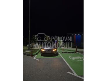 Volkswagen Golf 7 (može zamena), 9.500 €, 2015. Hečbek, Električni pogon, 127.433 km, 85kW (116 KS), Automatski / poluautomatski, 4/5 vrata, 5 sedišta, Beograd
