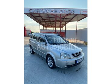 Kia Carens, 750 €, 2003. Monovolumen (MiniVan), Dizel | 1991 cm3, 270.236 km, 83kW (113 KS), Manuelni 5 brzina, 4/5 vrata, 5 sedišta, Lozovik