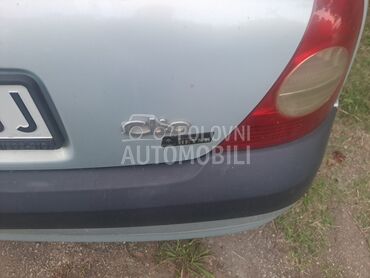 Renault Clio 1,2 16v, 1.350 €, 2003. Hečbek, Benzin | 1149 cm3, 222.350 km, 55kW (75 KS), Manuelni 5 brzina, 2/3 vrata, 5 sedišta, Petlovo Brdo