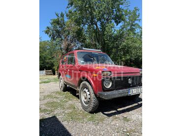 Lada Niva (može zamena), 1.500 €, 1985. Džip/SUV, Benzin + Gas (TNG) | 1600 cm3, 37.240 km, 56kW (76 KS), Manuelni 4 brzine, 2/3 vrata, 5 sedišta, Valjevo