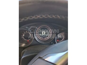 Citroen C4 1.6 ehdi, Po dogovoru, 2017. Hečbek, Dizel | 1560 cm3, 197.000 km, 88kW (120 KS), Manuelni 6 brzina, 4/5 vrata, 5 sedišta, Beograd