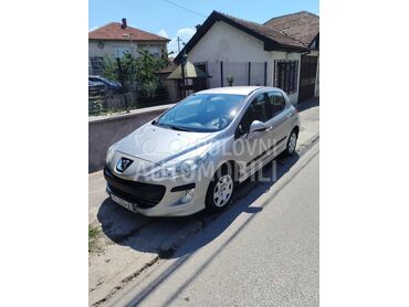 Peugeot 308 1.6hdi, 3.400 €, 2008. Hečbek, Dizel | 1560 cm3, 21.400 km, 66kW (90 KS), Manuelni 5 brzina, 4/5 vrata, 5 sedišta, Vranje