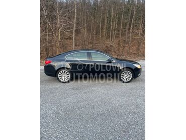 Opel Insignia 2.0 CDTI ECOFLEX, 3.000 €, 2010. Limuzina, Dizel | 1956 cm3, 240.000 km, 96kW (131 KS), Manuelni 6 brzina, 4/5 vrata, 5 sedišta, Sopot