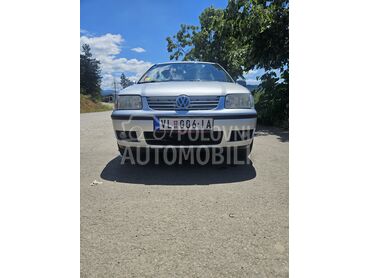 Volkswagen Polo, Po dogovoru, 2000. Hečbek, Benzin | 1390 cm3, 260.000 km, 55kW (75 KS), Automatski / poluautomatski, 4/5 vrata, 5 sedišta, Vlasotince
