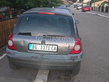 Renault Clio 1.2 8v, 700 €, 2001. Hečbek, Benzin | 1149 cm3, 243.220 km, 43kW (58 KS), Manuelni 5 brzina, 4/5 vrata, 5 sedišta, Lazarevac