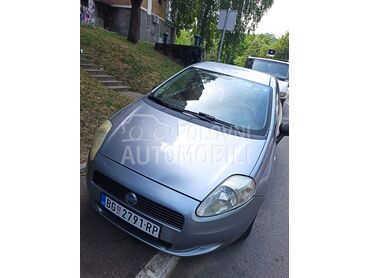 Fiat Grande Punto 1.2, active 5P, 2.750 €, 2007. Hečbek, Benzin | 1242 cm3, 225.870 km, 48kW (65 KS), Manuelni 5 brzina, 4/5 vrata, 5 sedišta, Beograd