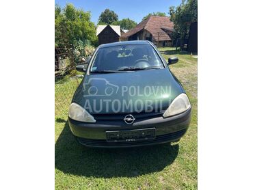 Opel Corsa C 1.7 D, 799 €, 2001. Limuzina, Dizel | 1686 cm3, 200.000 km, 48kW (65 KS), Manuelni 5 brzina, 4/5 vrata, 5 sedišta, Kruševac