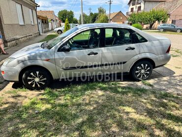 Ford Focus 1.6, 500 €, 2000. Limuzina, Benzin | 1590 cm3, 300.000 km, 74kW (101 KS), Manuelni 5 brzina, 4/5 vrata, 5 sedišta, Omoljica