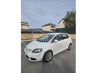 Volkswagen Golf Plus, 3.500 €, 2007. Hečbek, Benzin | 1390 cm3, 213.000 km, 59kW (80 KS), Manuelni 5 brzina, 4/5 vrata, 5 sedišta, Beograd