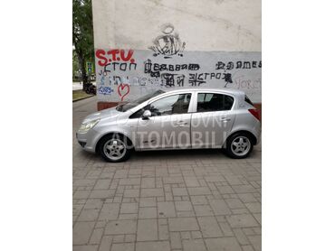 Opel Corsa D 1,2enjpoy, 3.100 €, 2008. Limuzina, Benzin | 1229 cm3, 185.000 km, 59kW (80 KS), Manuelni 5 brzina, 4/5 vrata, 5 sedišta, Niš