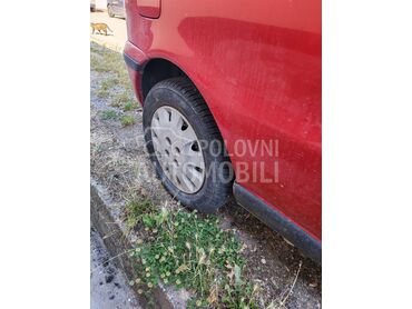 Fiat Palio, Po dogovoru, 2001. Hečbek, Benzin | 120 cm3, 1.000 km, 120kW (163 KS), Manuelni 5 brzina, 2/3 vrata, 5 sedišta, Vrdnik