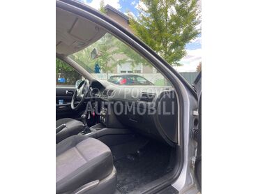 Volkswagen Golf 4 (može zamena), 2.100 €, 2003. Hečbek, Dizel | 1896 cm3, 300.000 km, 74kW (101 KS), Manuelni 5 brzina, 2/3 vrata, 5 sedišta, Smederevska Palanka