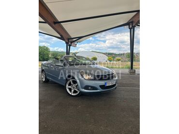 Opel Astra H Nov, 3.500 €, 2006. Kabriolet/Roadster, Benzin | 1598 cm3, 222.360 km, 77kW (105 KS), Manuelni 5 brzina, 2/3 vrata, 4 sedišta, Lebane
