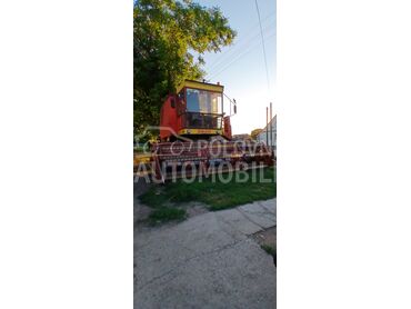 Zmaj 142, 8.200 €, 1984. , Standardni kombajn, 77kW (105 KS), Ratarstvo, Čurug