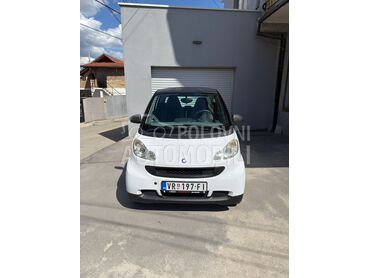 Smart ForTwo Smart ForTwo 1.0, 3.000 €, 2007. Kupe, Benzin | 999 cm3, 119.000 km, 45kW (61 KS), Automatski / poluautomatski, 2/3 vrata, 2 sedišta, Preševo