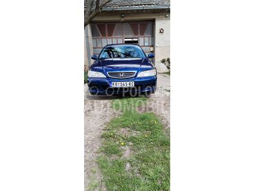 Honda Accord (može zamena), 1.550 €, 2001. Hečbek, Benzin + Gas (TNG) | 1850 cm3, 280.000 km, 100kW (136 KS), Manuelni 5 brzina, 4/5 vrata, 5 sedišta, Bavanište