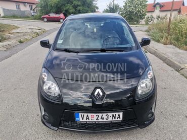 Renault Twingo, 2.750 €, 2011. Hečbek, Benzin | 1149 cm3, 157.469 km, 55kW (75 KS), Manuelni 5 brzina, 2/3 vrata, 4 sedišta, Valjevo