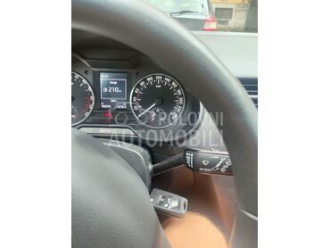 Škoda Octavia green line, 12.500 €, 2015. Limuzina, Dizel | 1598 cm3, 182.500 km, 81kW (110 KS), Manuelni 6 brzina, 4/5 vrata, 5 sedišta, Novi Sad