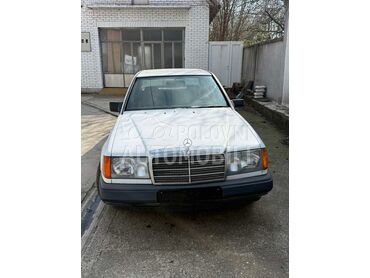 Mercedes Benz W124 250 D, Po dogovoru, 1987. Limuzina, Dizel | 2479 cm3, 350.000 km, 66kW (90 KS), Manuelni 5 brzina, 4/5 vrata, 5 sedišta, Stara Pazova
