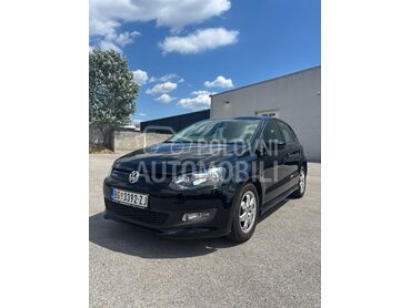 Volkswagen Polo Bluemotion (može zamena), 4.999 €, 2013. Hečbek, Dizel | 1199 cm3, 190.000 km, 55kW (75 KS), Manuelni 5 brzina, 4/5 vrata, 5 sedišta, Beograd