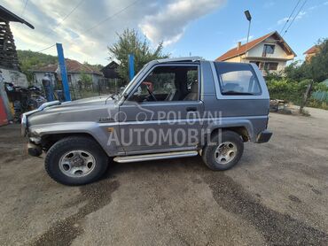 Daihatsu Feroza, 2.600 €, 1998. Hečbek, Benzin + Gas (TNG) | 1600 cm3, 250.000 km, 74kW (101 KS), Manuelni 5 brzina, 2/3 vrata, 5 sedišta, Kuršumlija