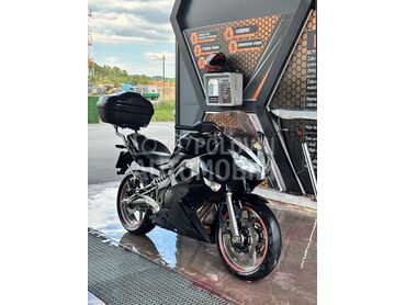 Kawasaki ER6F A2, 4.100 €, 2009. , 649 cm3, 71.500 km, 25kW (34 KS), Touring, Valjevo