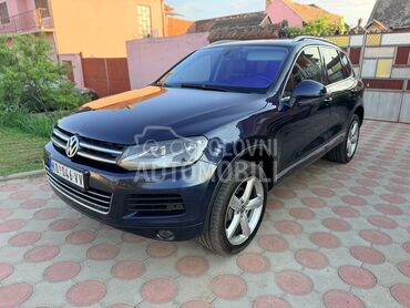 Volkswagen Touareg, 12.200 €, 2011. Džip/SUV, Dizel | 2967 cm3, 216.000 km, 176kW (239 KS), Automatski / poluautomatski, 4/5 vrata, 5 sedišta, Deliblato
