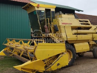 New Holland 1550S, 10.500 €, 1982. , Standardni kombajn, 96kW (130 KS), Orom