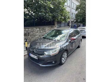 Citroen C4 1.6 HDI, 4.200 €, 2012. Hečbek, Dizel | 1560 cm3, 224.390 km, 82kW (111 KS), Automatski / poluautomatski, 4/5 vrata, 5 sedišta, Beograd